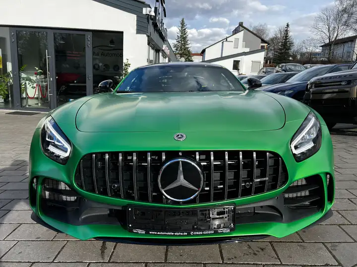 Mercedes Benz AMG GTR